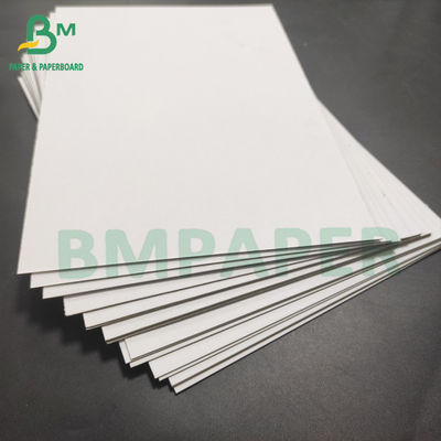 Carton blanc à double face 1 mm 750 gm Taille de feuille Carton d'emballage
