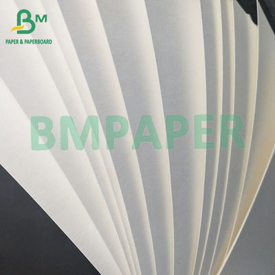 Surface plate blanche Super absorption du liquide Performance du papier absorbant l'eau