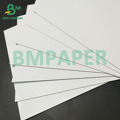 Carte duplex recouverte de couche blanche à double face de haute dureté et fermeté 540 gm 1 mm pour boîte d'emballage de produit