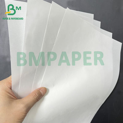 Excellente capacité de traitement 60 gm papier blanc résistant à la graisse pour les emballages de collations alimentaires