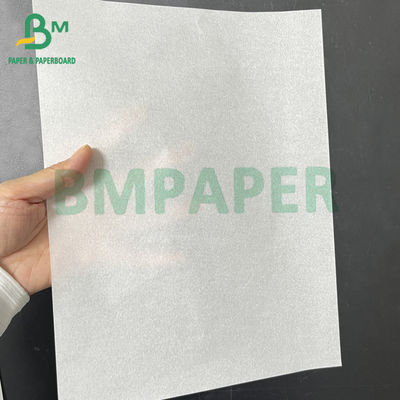 Excellente capacité de traitement 60 gm papier blanc résistant à la graisse pour les emballages de collations alimentaires