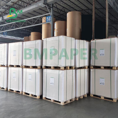 70 gm de papier kraft blanchi blanc pour sacs de magasinage 700 x 1000 mm Bonne résistance