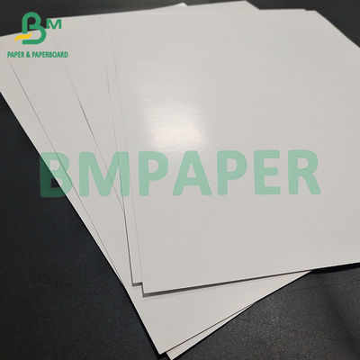 Feuilles d'emballage à deux côtés revêtues et brillantes papier de canapé pour la brochure du produit