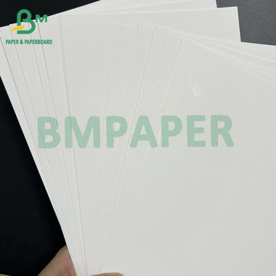 Bonne stabilité d'impression 250gm Carton blanc pour boîte de cosmétiques