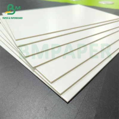 1000 gm de carton recouvert de blanc à double face 65 x 100 cm de carton fin