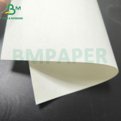 Papier à imprimer en vrac, de couleur légèrement crémeuse, sans revêtement