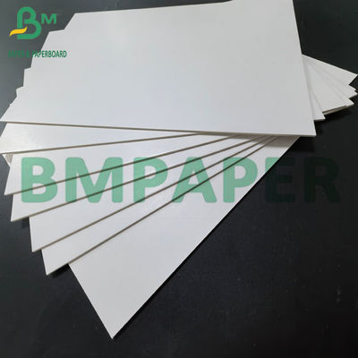 1.5mm 2mm Deux côtés montés feuilles de carte blanche couleur pour faire cadre photo