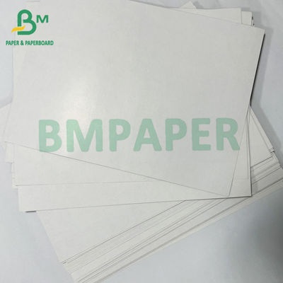 Tubes de papier 220 240 GSM Pâte recyclée en carton kraft recouvert de blanc