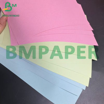 180g A4 A3 Taille colorée Bonne rigidité Papier Kraft Offset Carte d'impression en rouleau