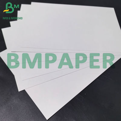 210 à 400 gm Blancheur élevée 93% Carte C2S Papier revêtu à deux côtés pour brochures