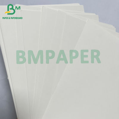 100 g 200 g Rouleau de papier blanc de qualité alimentaire recyclé