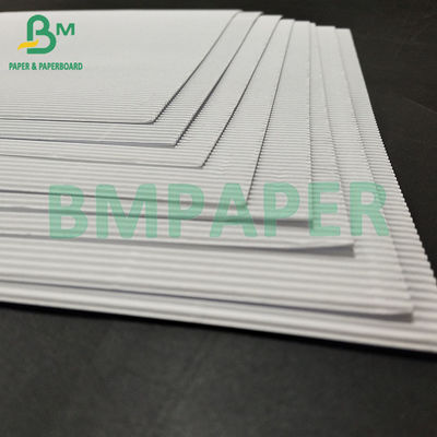 120 +120 GSM 1 mm Épaisseur Blanc Carte ondulée à deux couches à face unique E Pour boîtier cosmétique