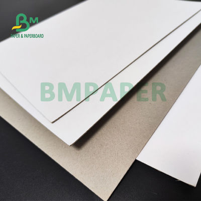 900 g 1200 g de carton duplex enduit blanc et gris 31,5 " x 41,5 " dureté