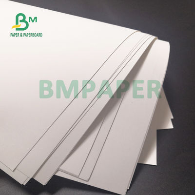 Papier PP imperméable à l'eau en polypropylène synthétique mat de 130um pour affiche 24cm x 58cm