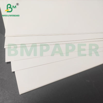 Papier synthétique recouvert de résine des deux côtés, résistant à la déchirure pour l'impression de bannières