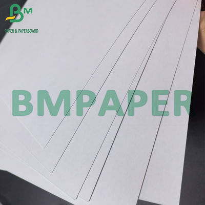 280 grs 300 grs Carte de base bleue papier C2S carton brillant mat pour carte de poker
