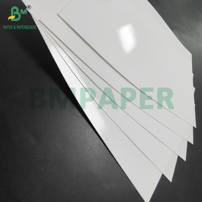 Papier éclatant recouvert numériquement de 128 grammes pour les menus 32 x 45 cm, imprimable de qualité supérieure