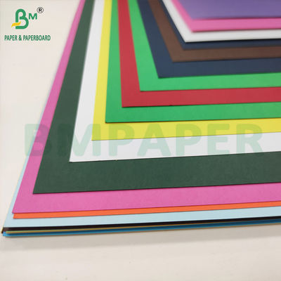 Papier blanc et coloré non recouvert 70 gm 80 gm papier artisanal à couleur