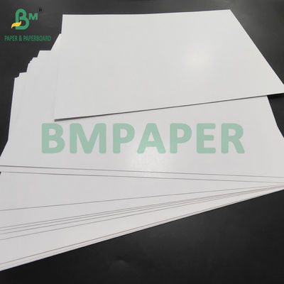 280GSM 310GSM Noir Bleu Core Poker Jumbo Tableau de papier Pour les cartes à jouer 65cm