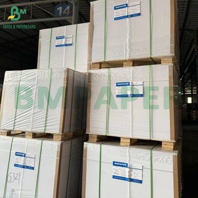 Carton GC1 à deux côtés recouvert d'une couche blanche de carton à puces pour emballage et carton