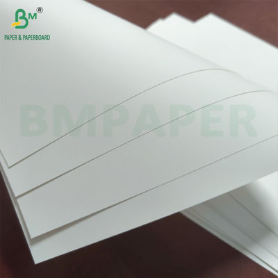 Papier synthétique PET blanc imperméable à l' eau 200 microns 230 microns pour le menu du restaurant
