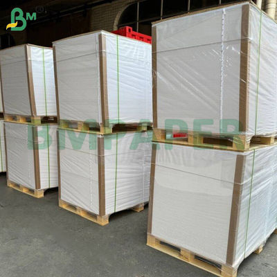 180g + 15g PE Cup Stock Paper Signle Side Coated Board Imperméable à l'eau et résistant au pliage