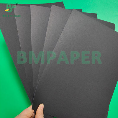 400 grammes feuille de carton noir pour faire des boîtes cadeaux 70 * 100cm