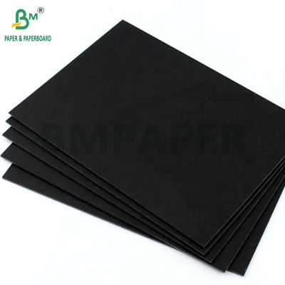 400GSM Papier noir pour album photo 700 X 1000 mm Bonne résistance Pâte vierge