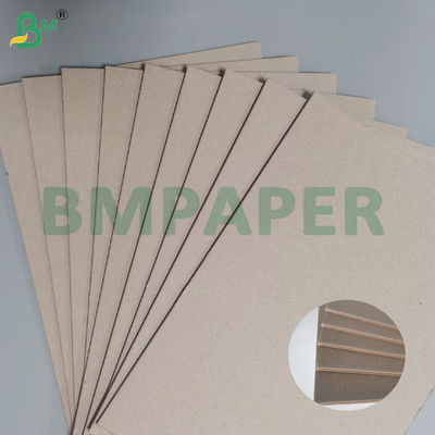 2 mm de carton gris non recouvert de papier de pâte recyclé 70 * 110 cm
