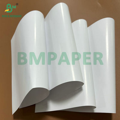 150 grammes 170 grammes papier revêtu de haute brillance pour l'impression offset 900 x 1194 mm