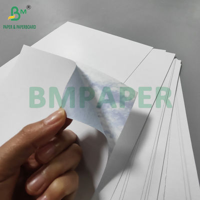 280g 300g C2S enduit de papier de jeu de cartes Noyau bleu 71 x 65cm Bonne souplesse