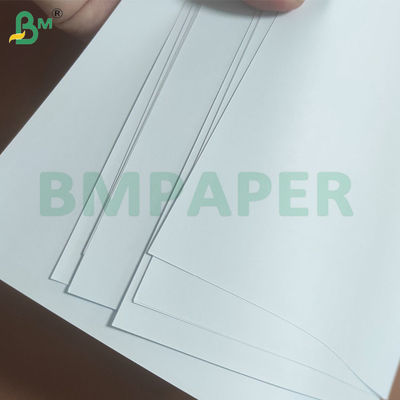 80 gm feuilles de papier super blanches sans revêtement en bois pour l'impression offset