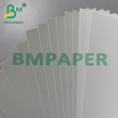 60 grammes 70 grammes papier non revêtu sans bois en ivoire carte offset volumineuse 31*43 pouces