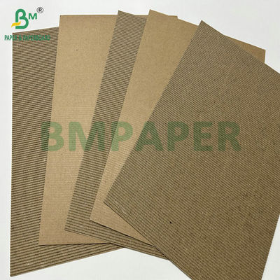110 gm + 110 gm 2 couches de carton carton micro ondulé pour une pochette de tasse 600 mm x 2000 m