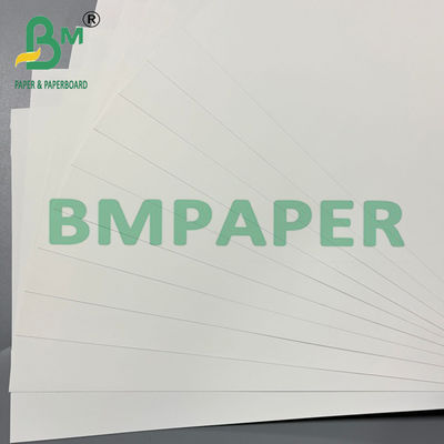 150um revêtu de papier synthétique PET blanc résistant à la graisse pour carte de visite