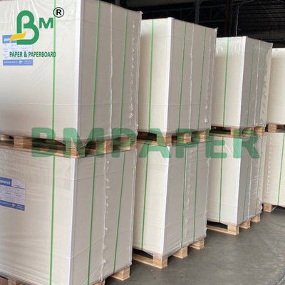 180 g de carton blanc sans revêtement de papier sans bois avec une surface lisse 70 * 100 cm