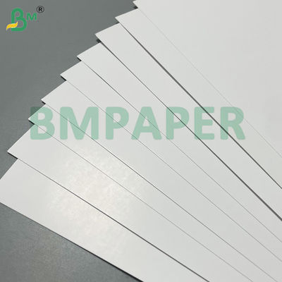 140g 150g Blanc à double face revêtu de papier d'art C2S lisse pour la conception de la couverture