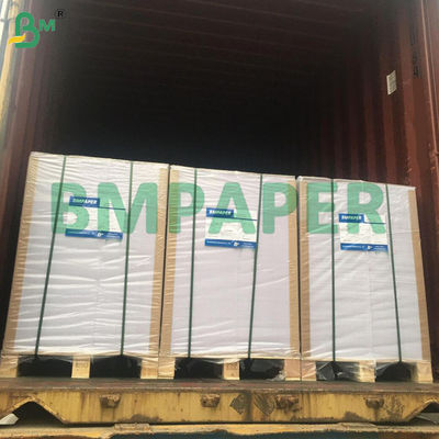 120 gm de papier kraft blanchi à haute résistance pour sacs à dos Supérieure résistance au CD