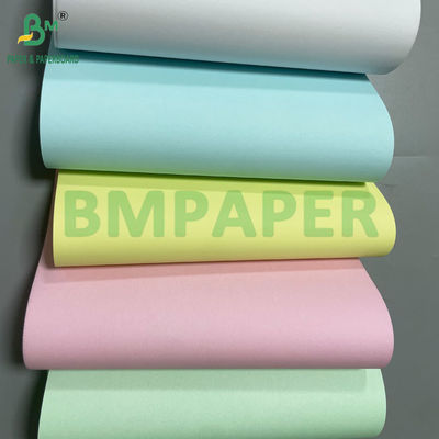 52g 55g Encré noir papier de copie NCR 430mm X 610mm pour l'impression offset