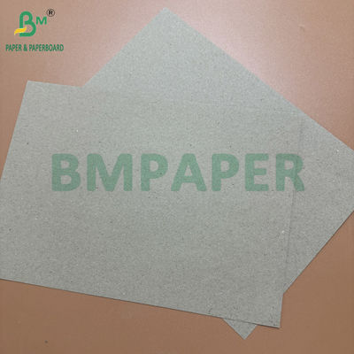 110 gm 120 gm Rouleaux de papier ondulé de haute résistance de taille moyenne Largeur 1,2 m