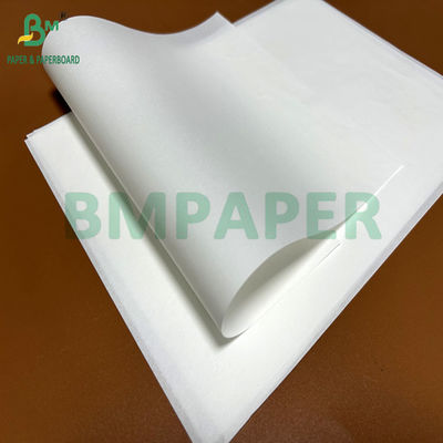 35 grammes 40 grammes papier résistant à la graisse de couleur blanche pour emballer les fast-foods 20 x 26 cm
