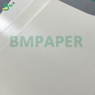 315g de papier revêtu de PET résistant à la chaleur et à la graisse de qualité alimentaire pour four à déjeuner / micro-ondes