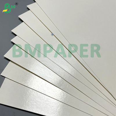 315g de papier revêtu de PET résistant à la chaleur et à la graisse de qualité alimentaire pour four à déjeuner / micro-ondes