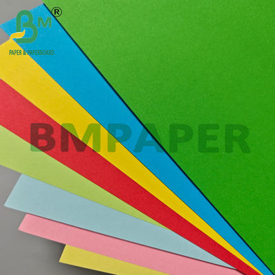 150g de papier à couleur à surface lisse et durable, taille A4