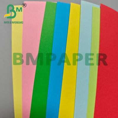 150g de papier à couleur à surface lisse et durable, taille A4