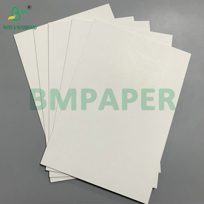 Tableau d'affichage blanc en pâte de bois 1 mm 2 mm 1220x2440 mm Impression numérique grand format