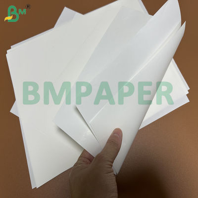 61 cm Largeur 68 gm 70 gm Papier à haute résistance à l'humidité Pour les étiquettes de bouteilles de boissons