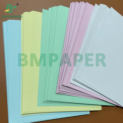 58 gm 65 gm NCR papier sans carbone Jumbo Roll Image bleue pour le livre de reçus