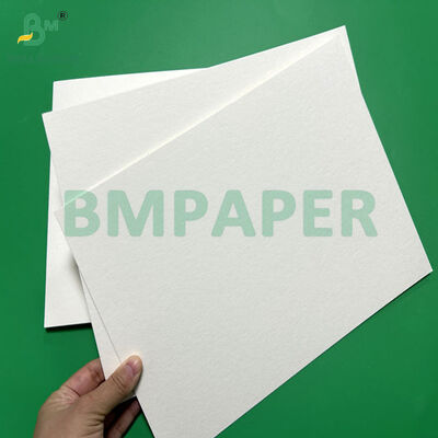 1mm 1.2mm Feuille de papier absorbant blanc pour la fabrication de carton pour sous-bocks 79 x 109cm