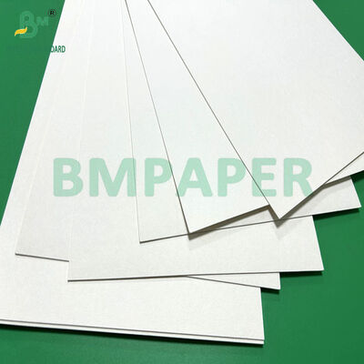1mm 1.2mm Feuille de papier absorbant blanc pour la fabrication de carton pour sous-bocks 79 x 109cm